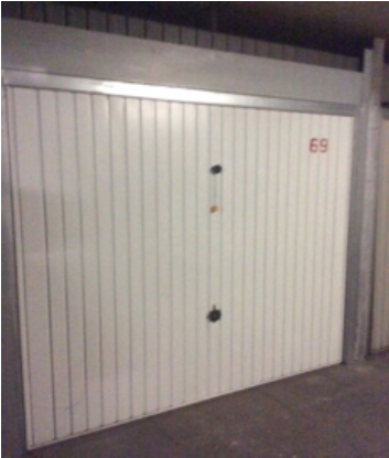 Location parking/box T0 de 13m²